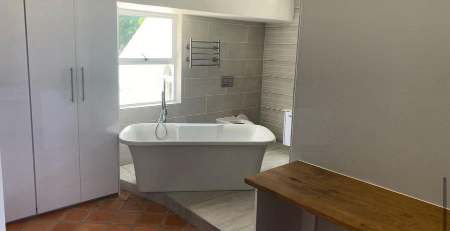 5 Bedroom Property for Sale in Paarl South Western Cape